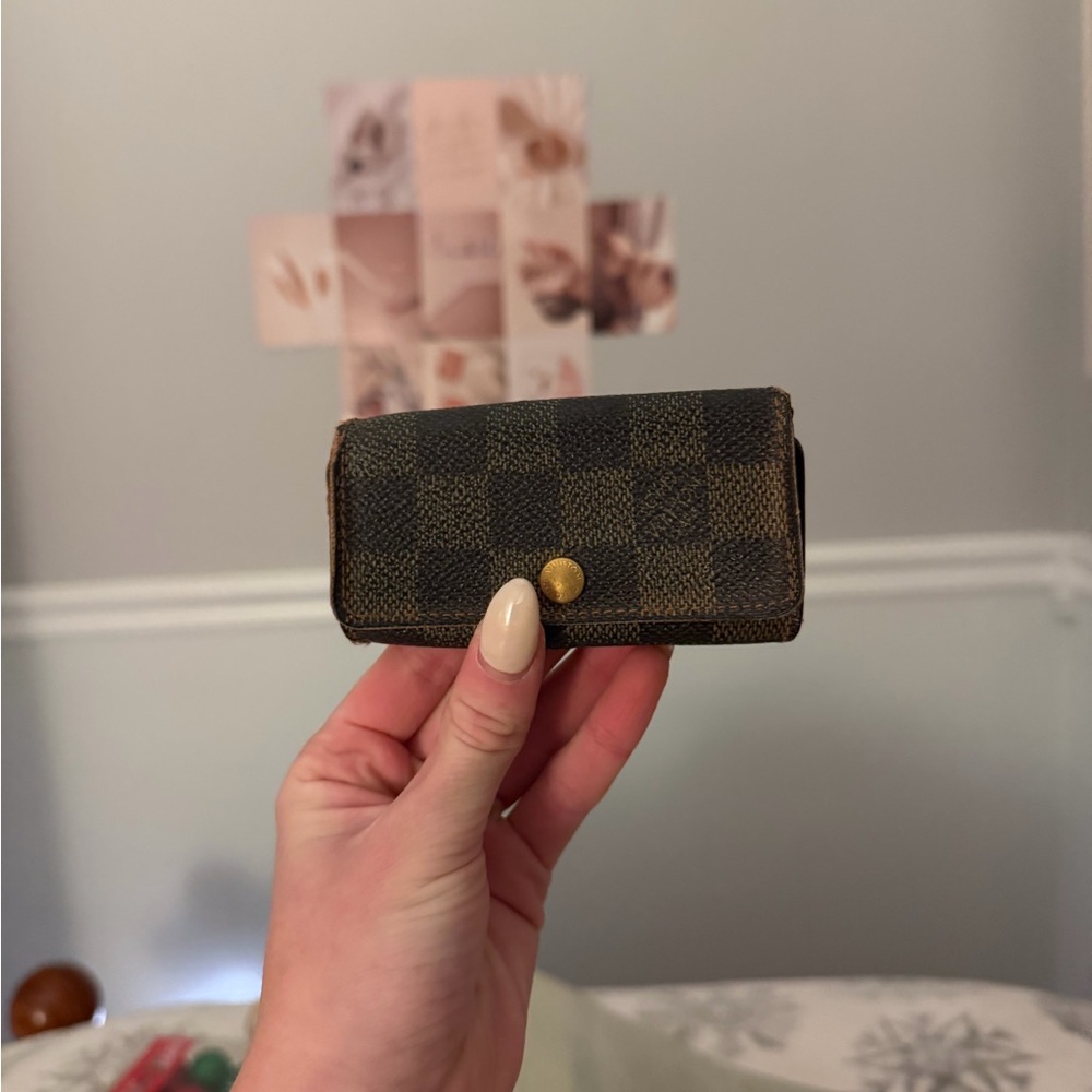 Louis Vuitton Damier Keyholder